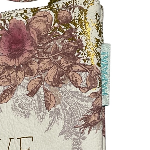 Papaya Art: Tassel Clutch Bag ✨ “ALL FOR LOVE” ✨ • NEW W/ TAG • - Picture 3 of 6